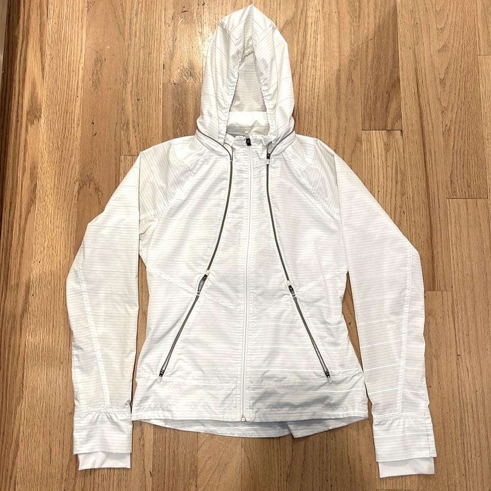 Athleta windbreaker